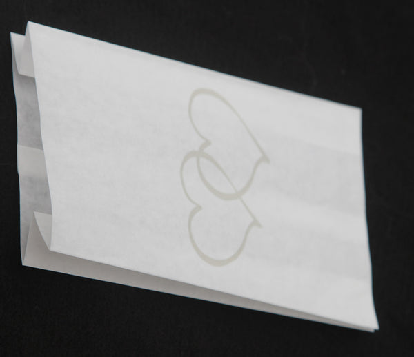 50 Pack White Cake Bag Birthday Wedding Party Christening Lolly Cake Bags Silver Heart Design Print  - Free Post